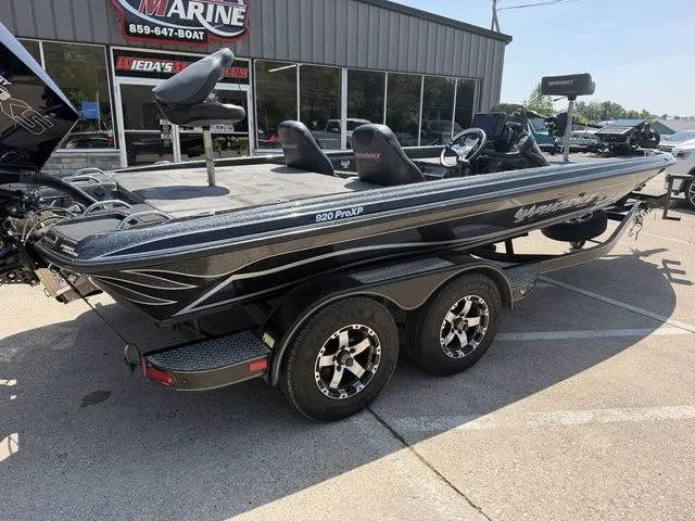 Slide: The Image of Phoenix Bass Boat 920 ProXP 2019 - 5
