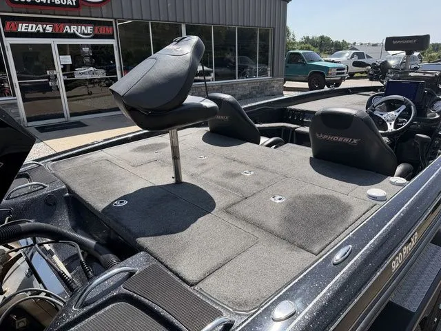 Slide: The Image of Phoenix Bass Boat 920 ProXP 2019 - 6