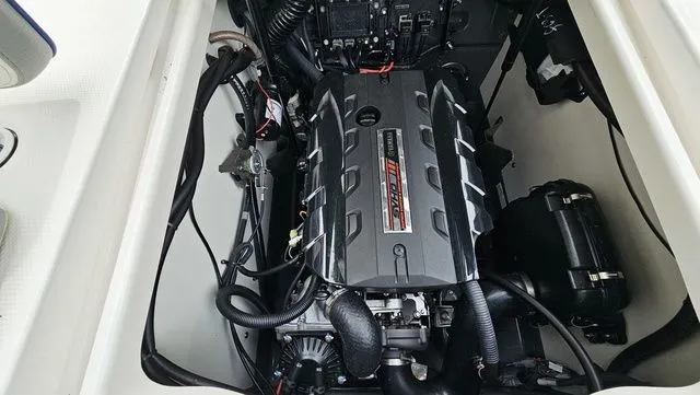 Slide: The Image of Yamaha 195 FSH Sport 2020 - 23
