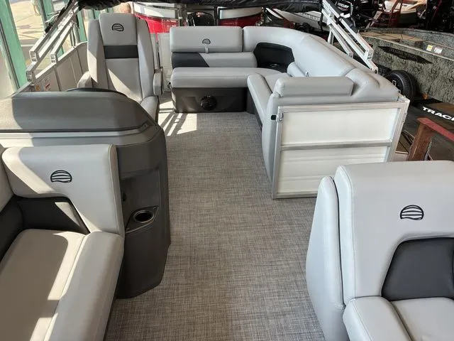 Slide: The Image of Sun Tracker Party Barge 20 DLX 2026 - 23