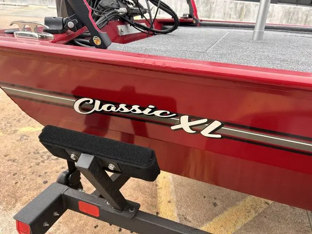 Slide: The Image of Tracker Bass Tracker Classic XL 2024 - 10