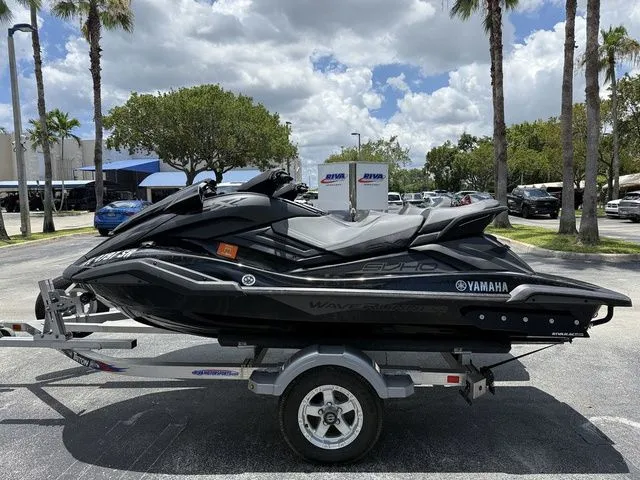 Slide: The Image of Yamaha FX SVHO 2020 - 5