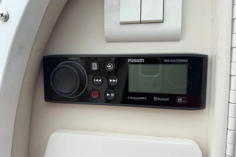 Slide: The Image of Fusion MS-RA70NSX stereo system on 2002 Formula 330 Sun Sport boat dashboard. - 27