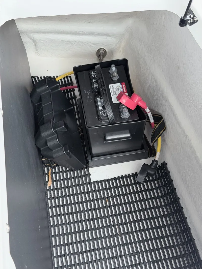 Slide: The Image of Battery in Monterey M-20 boat, year 2020. - 34