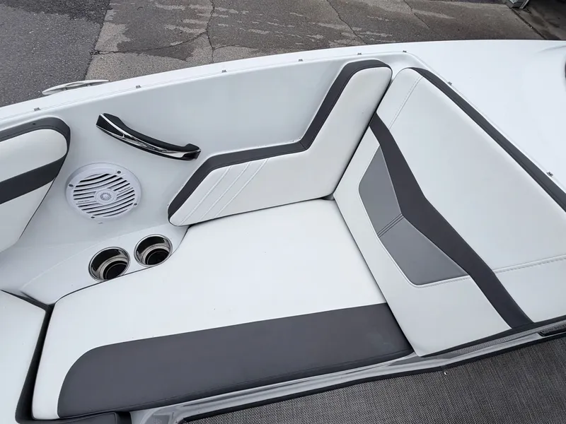 Slide: The Image of Interior of a 2020 Monterey M-20 boat with white and gray seating. - 43