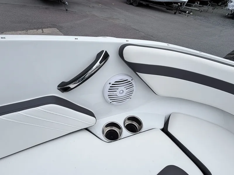 Slide: The Image of Interior of a 2020 Monterey M-20 boat with speaker and cup holders. - 7