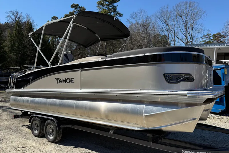 The Image of Tahoe Cascade Versatile Rear Bench 23 2026 - 0