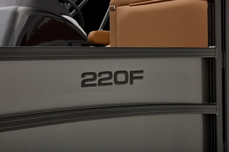 Slide: The Image of Ranger 220F 2026 - 53