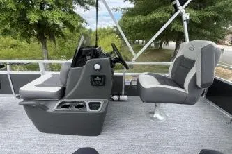 Slide: The Image of Sun Tracker Bass Buggy 16 XL Select 2026 - 16