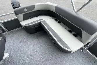 Slide: The Image of Sun Tracker Bass Buggy 16 XL Select 2026 - 17