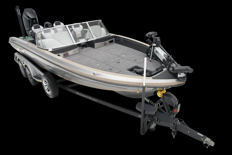 Slide: The Image of Ranger 622FS Pro 2026 - 12