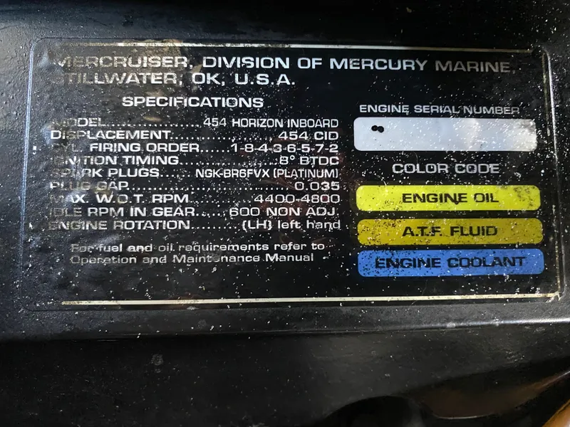 Slide: The Image of Engine specifications for Sea Ray 370 Express Cruiser 1999. - 42