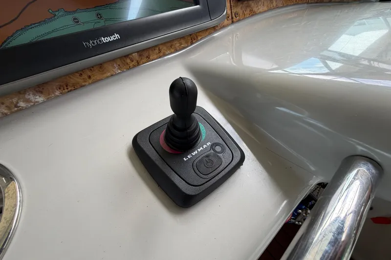 Slide: The Image of Joystick control on 2006 Formula 400 Super Sport boat dashboard with navigation display. - 19
