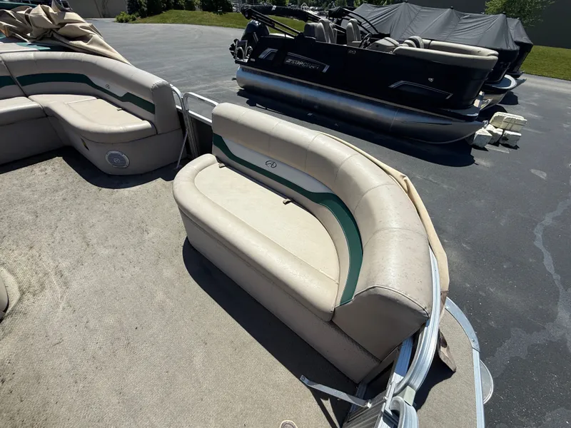 Slide: The Image of Avalon 19LS 2014 - 6