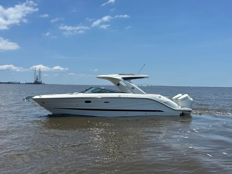 Slide: The Image of Sea Ray SLX 310 Outboard 2026 - 0