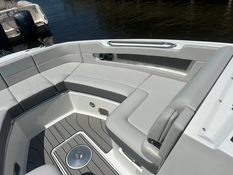 Slide: The Image of Sea Ray SLX 310 Outboard 2026 - 31