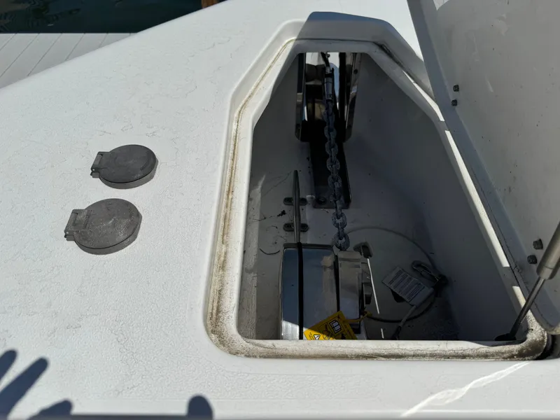 Slide: The Image of Anchor locker of Sea Hunt Gamefish 25, 2024 model. - 18