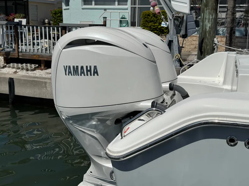 Slide: The Image of Yamaha outboard motor on a 2024 Sea Hunt Gamefish 25 boat. - 5