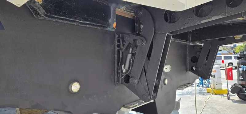 Slide: The Image of Sea Ray 510 Fly 2015 - 53
