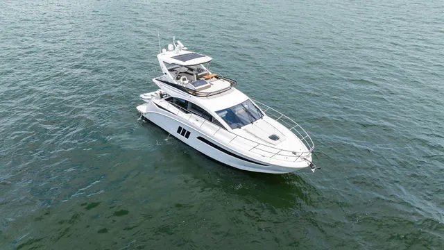 Slide: The Image of Sea Ray 510 Fly 2015 - 64