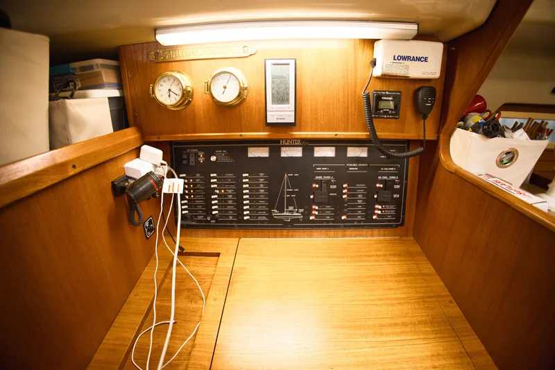 Slide: The Image of Interior view of a 1994 Hunter Passage boat with navigation equipment. - 17