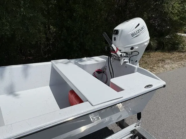 Slide: The Image of Salty Boats STUMPNOCKER 144 SKIFF TILLER 2026 - 4