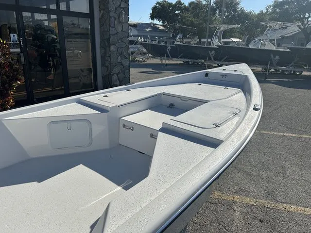 Slide: The Image of Stumpnocker 176 Skiff Tiller Deluxe 2026 - 4