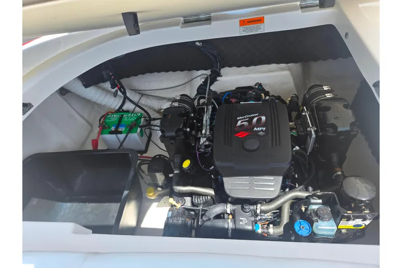 Slide: The Image of Engine compartment of a 2008 Rinker 226 Captiva Bowrider with MerCruiser 5.0 MPI engine. - 26