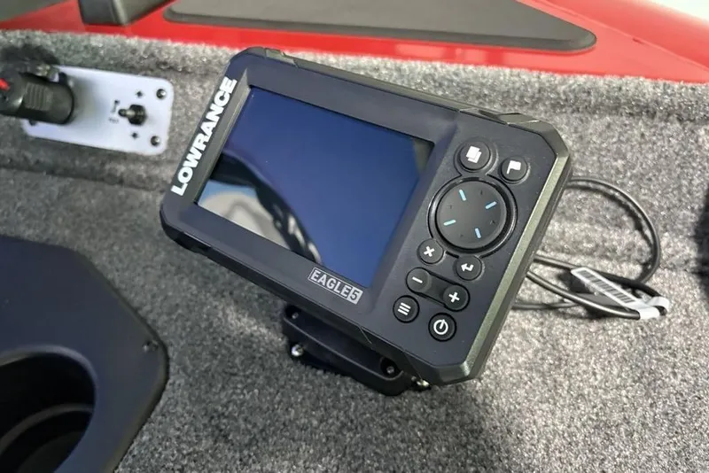 Slide: The Image of Lowrance fish finder on 2026 Tracker Pro Team 190 boat dashboard. - 6