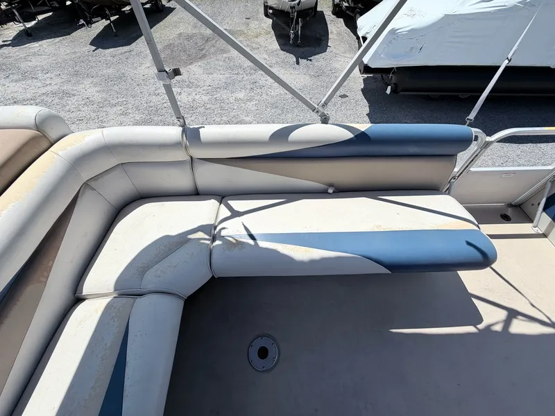 Slide: The Image of Sweetwater 180 challenger 2004 - 21