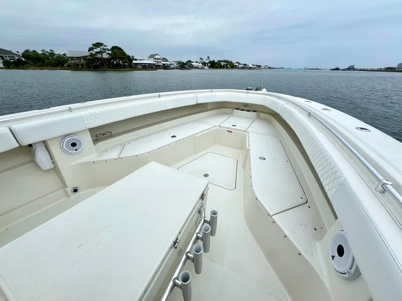 Slide: The Image of 2009 Hydra-Sports Vector 4100CC boat on calm water. - 18