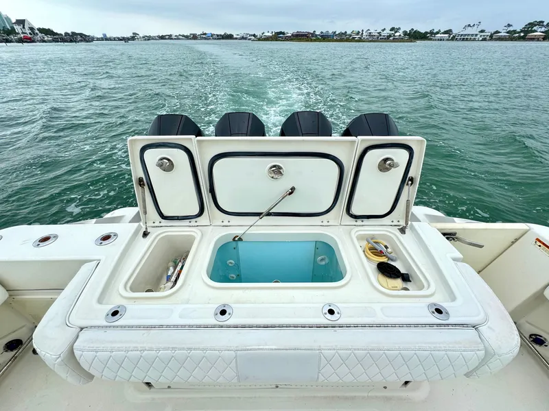 Slide: The Image of Rear view of a 2009 Hydra-Sports Vector 4100CC on the water. - 27