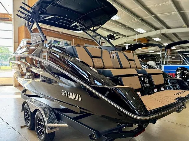 Slide: The Image of Yamaha 255XD 2026 - 7