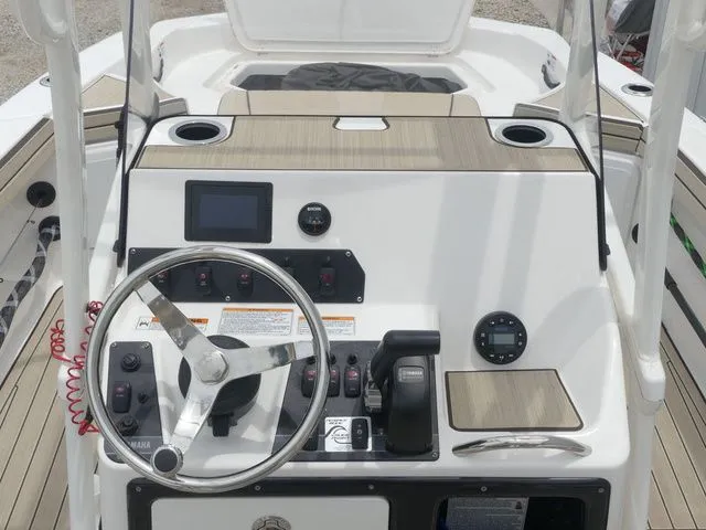 Slide: The Image of Yamaha 190 FSH® SPORT 2022 - 35