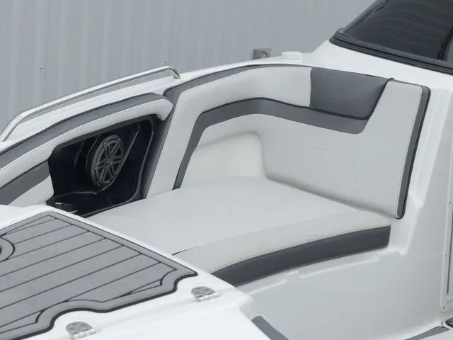 Slide: The Image of Yamaha AR240 2018 - 12