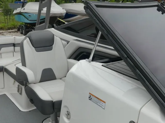 Slide: The Image of Yamaha AR240 2018 - 14