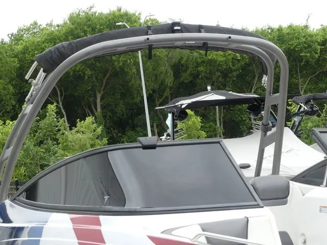 Slide: The Image of Yamaha AR240 2018 - 20