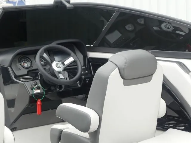 Slide: The Image of Yamaha AR240 2018 - 27