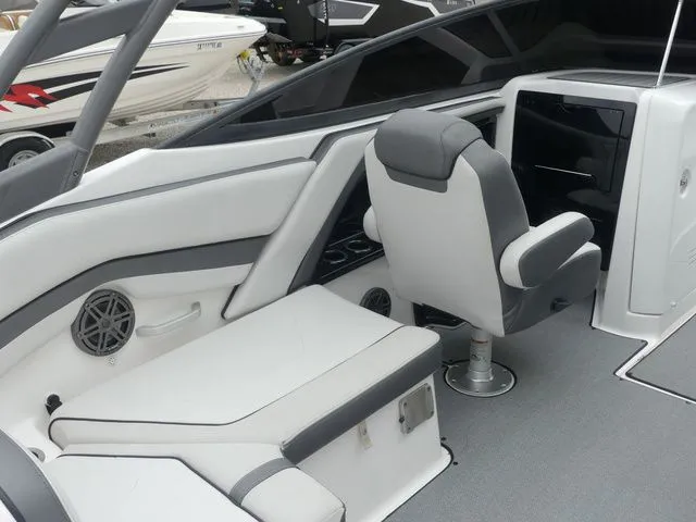 Slide: The Image of Yamaha AR240 2018 - 29