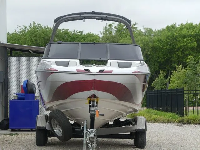 Slide: The Image of Yamaha AR240 2018 - 3