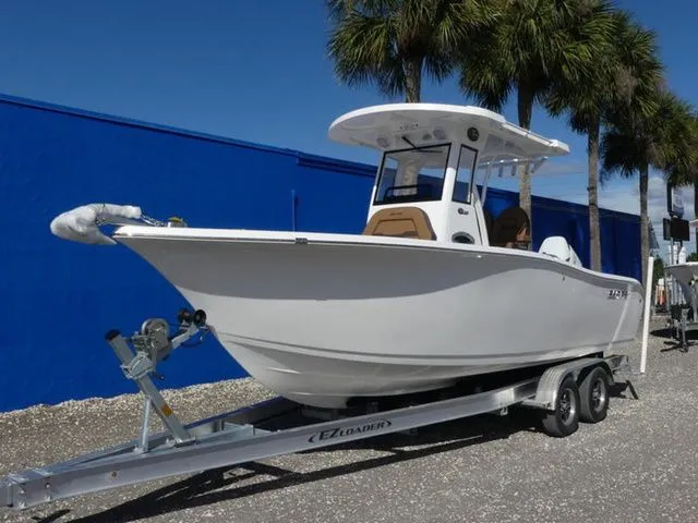 The Image of Sea Pro 242 Center Console 2026 - 1