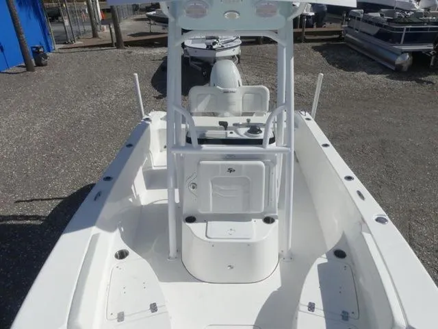 Slide: The Image of Sea Pro 202 Center Console 2026 - 7