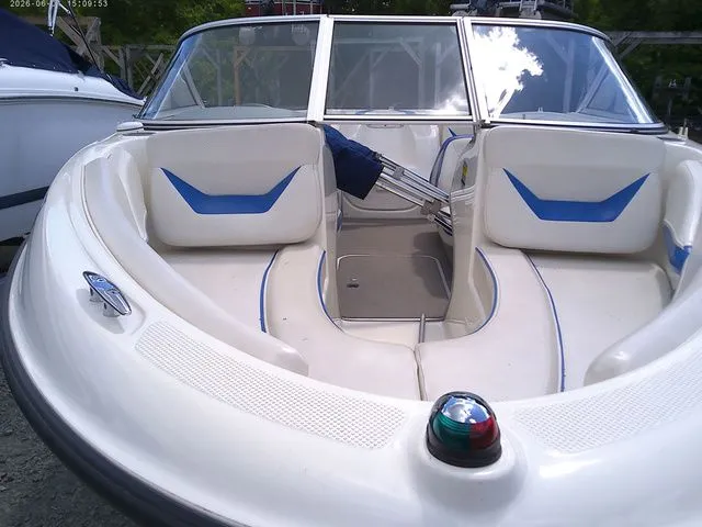 Slide: The Image of Bayliner 185 2007 - 3