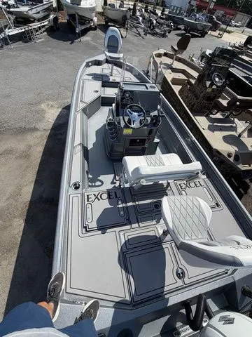 Slide: The Image of Excel Bay Pro 220 Elite - 200 HP Suzuki 2027 - 8