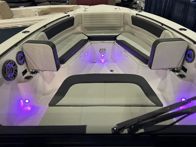 Slide: The Image of Edgewater 340CC Center Console 2025 - 8