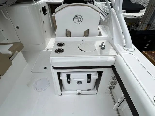 Slide: The Image of Edgewater 248CX Dual Console 2022 - 10