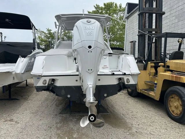 Slide: The Image of Edgewater 248CX Dual Console 2022 - 3