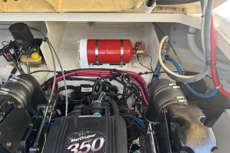Slide: The Image of Engine compartment of a 2008 Sea Ray Sundancer 260 with MerCruiser 350 engine. - 43
