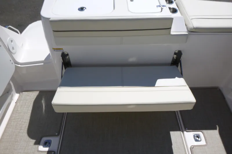Slide: The Image of 2026 Solara S-250 DC boat interior with foldable seating and modern design. - 32
