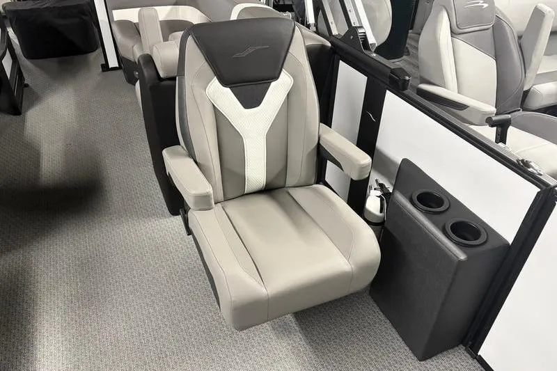 Slide: The Image of Luxurious Evotti 523QL 2026 boat seat with cup holders and modern design. - 10